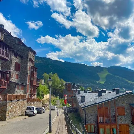 Naturaleza En Soldeu - Disfruta En Familia De Terraza Con Vistas - Parking Gratis * Canillo
